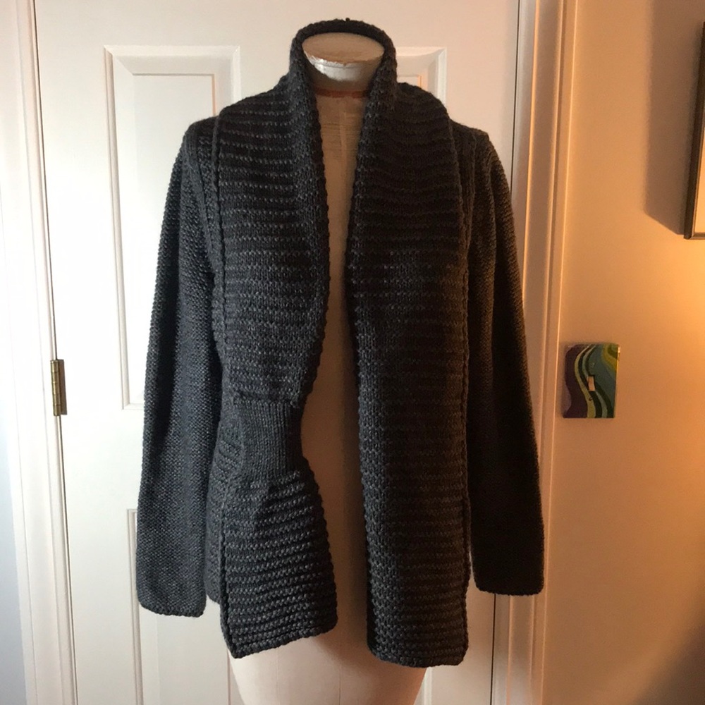 Sarah Pacini Funky chunky knit gray cardigan